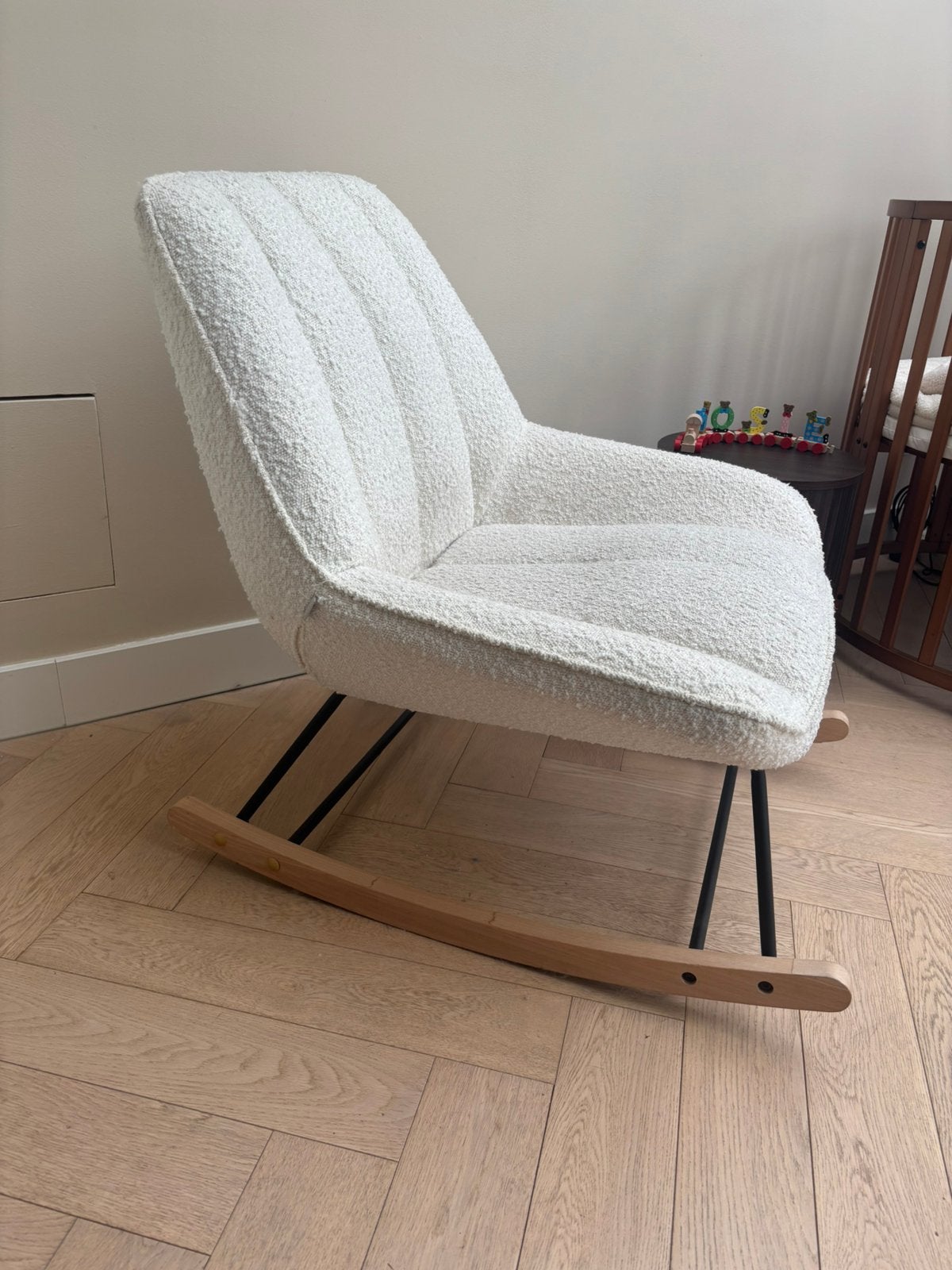 Witte schommelstoel boucle, Ophalen, Wit, Zo goed als nieuw, Eén