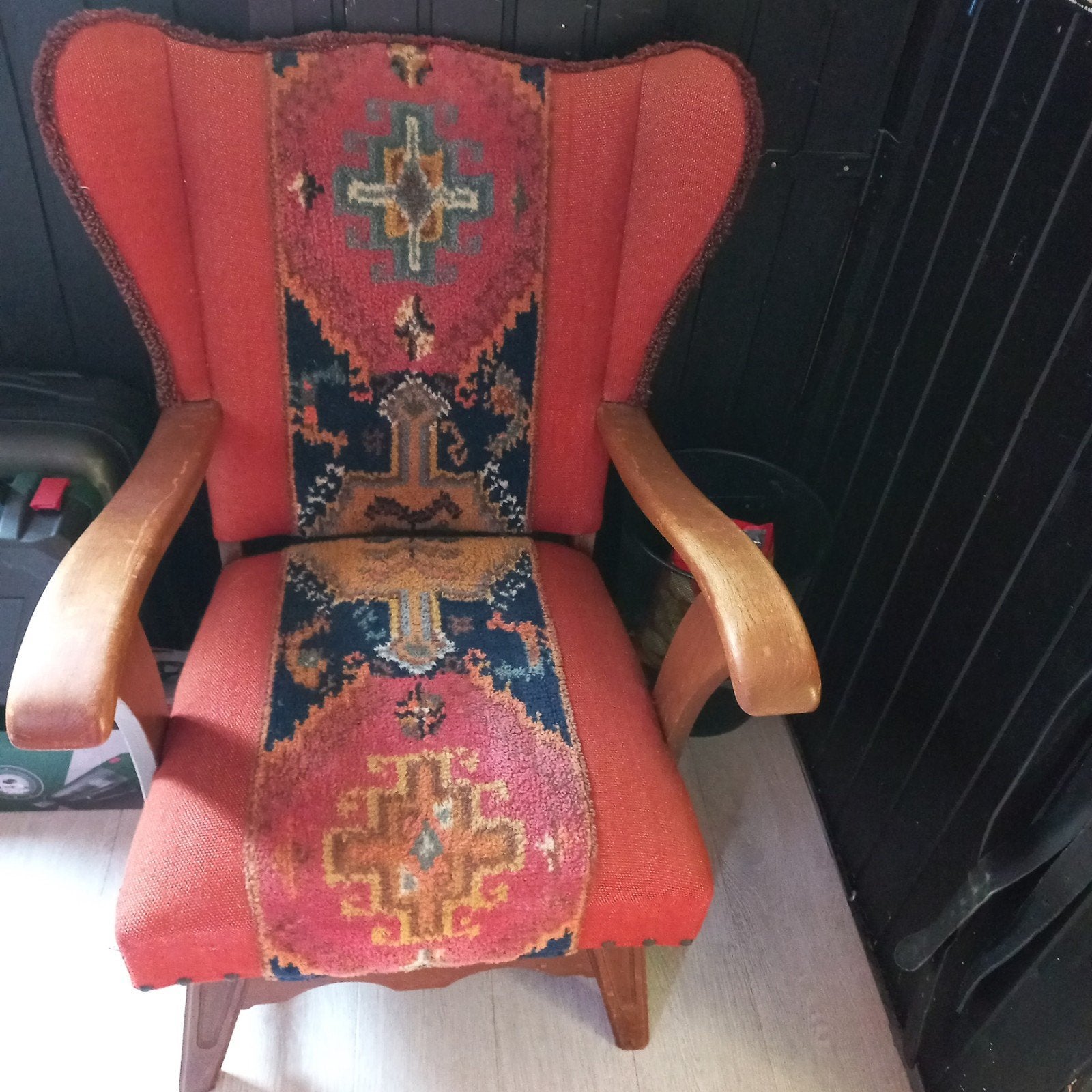 Vintage Nederlandse oorfauteuil met kelim/Perzisch tapijt, Antiek en Kunst, Ophalen