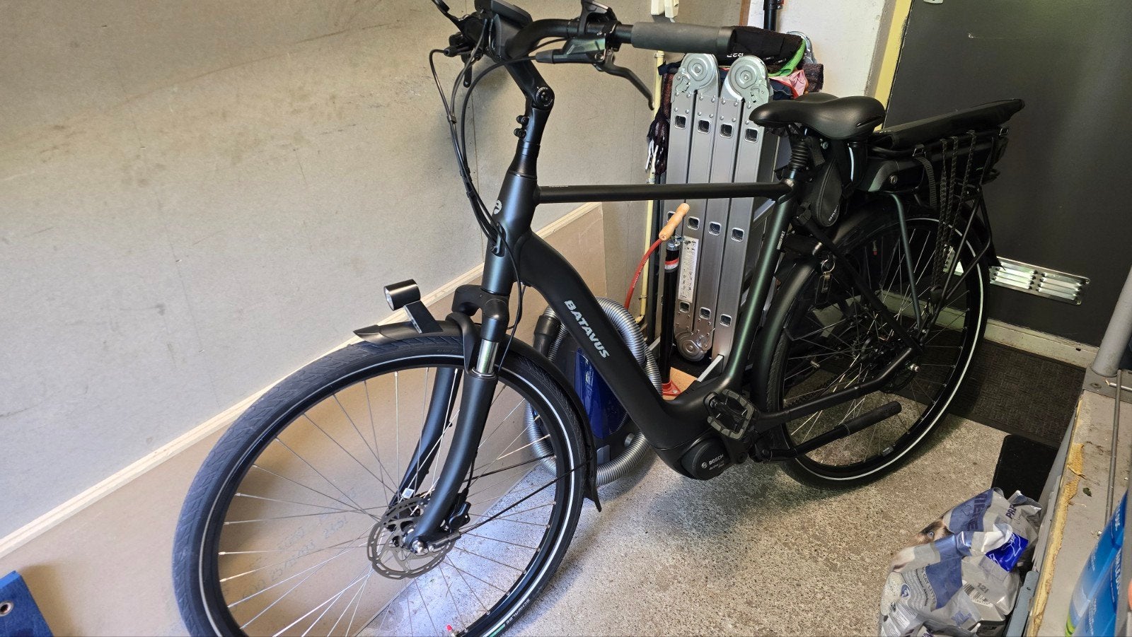 Batavus Finez E-Go Exclusive N7 E-bike H57 2021, Fietsen en Brommers, Ophalen, Batavus, Zo goed als nieuw, 50 km per accu of meer