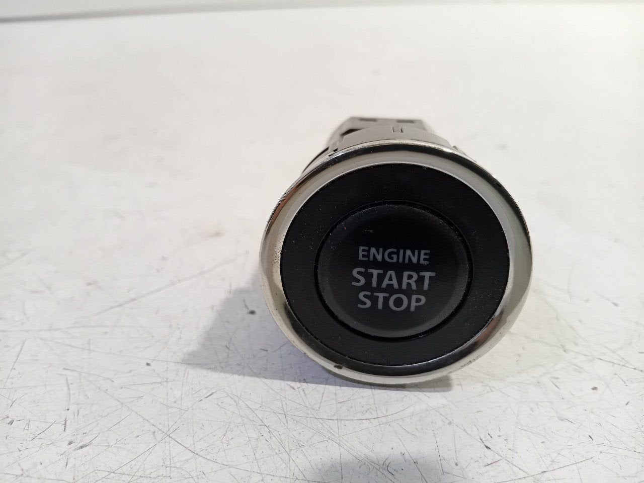 Start/stop schakelaar Suzuki Swift, Onderdelen@venauto.nl, Van der Ven Autorecycling B.V., Gebruikt, Ettenseweg 76, 4706 PB Roosendaal, The Netherlands