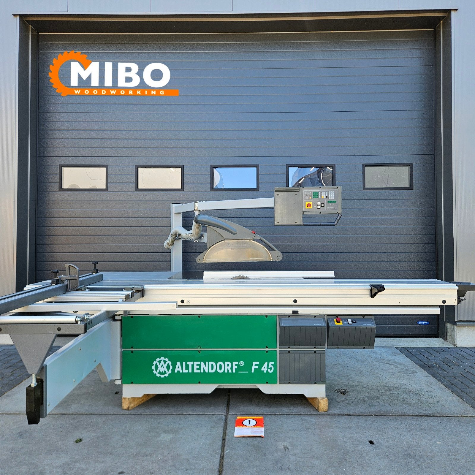 Altendorf F45 Formaatzaag gestuurd cnc *** Paneelzaag F45, 70 mm of meer, Overige typen, Zo goed als nieuw, 1200 watt of meer