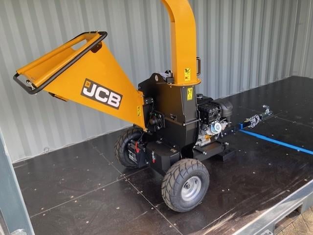 Nieuwe JCB-CH150120PE houtversnipperaar direct inzetbaar!, Ophalen, Nieuw, Benzine, JCB