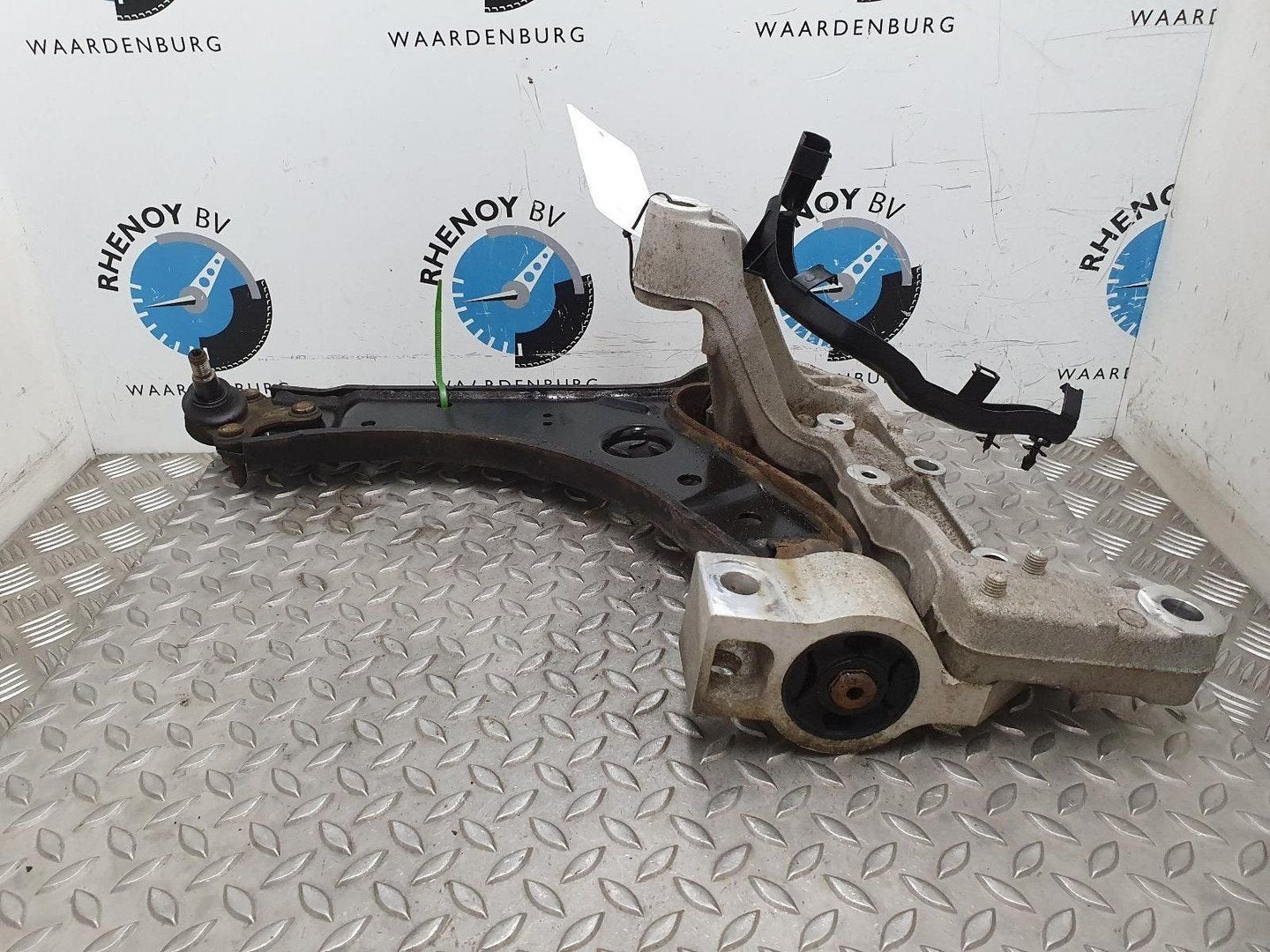 VOLKSWAGEN GOLF 1.6 Trendline  DRAAGARM ONDER LV 1K0407151AA, Gebruikt, -, -, Ophalen of Verzenden