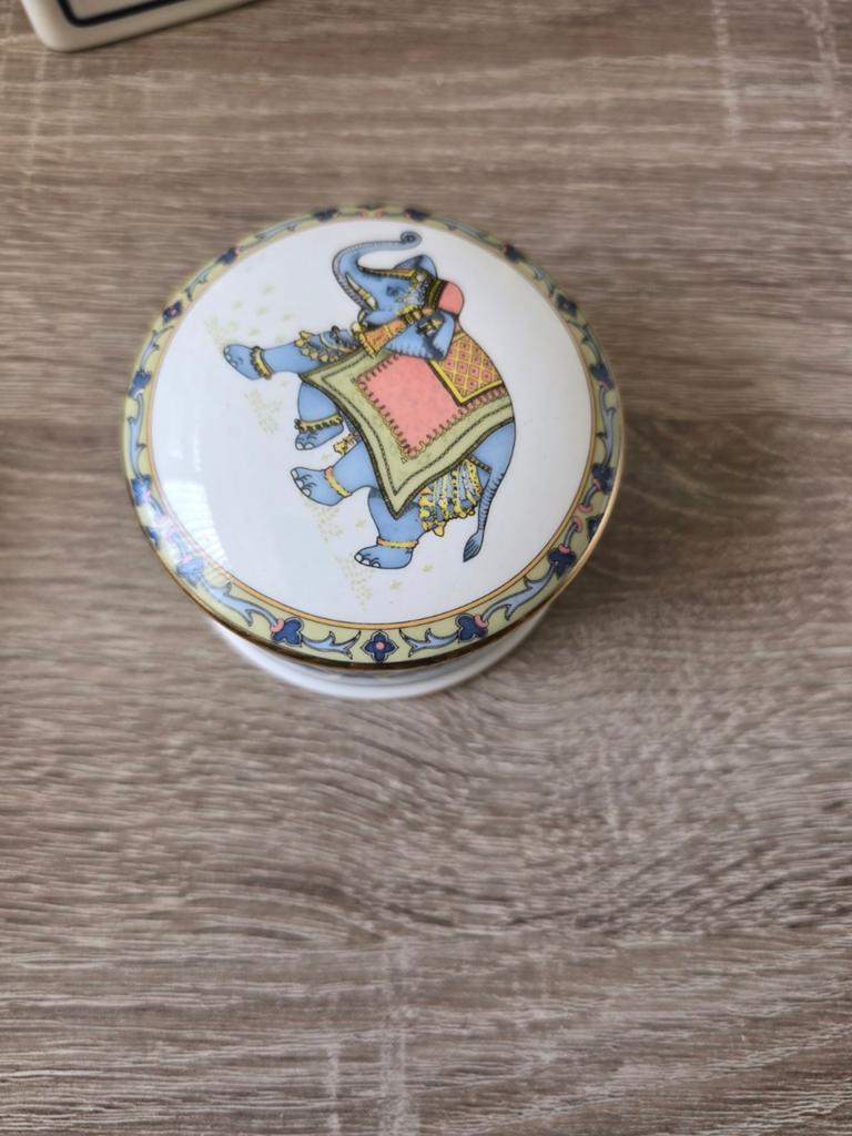 Wedgwood Blue Elephant Bone China Doosje, Ophalen of Verzenden