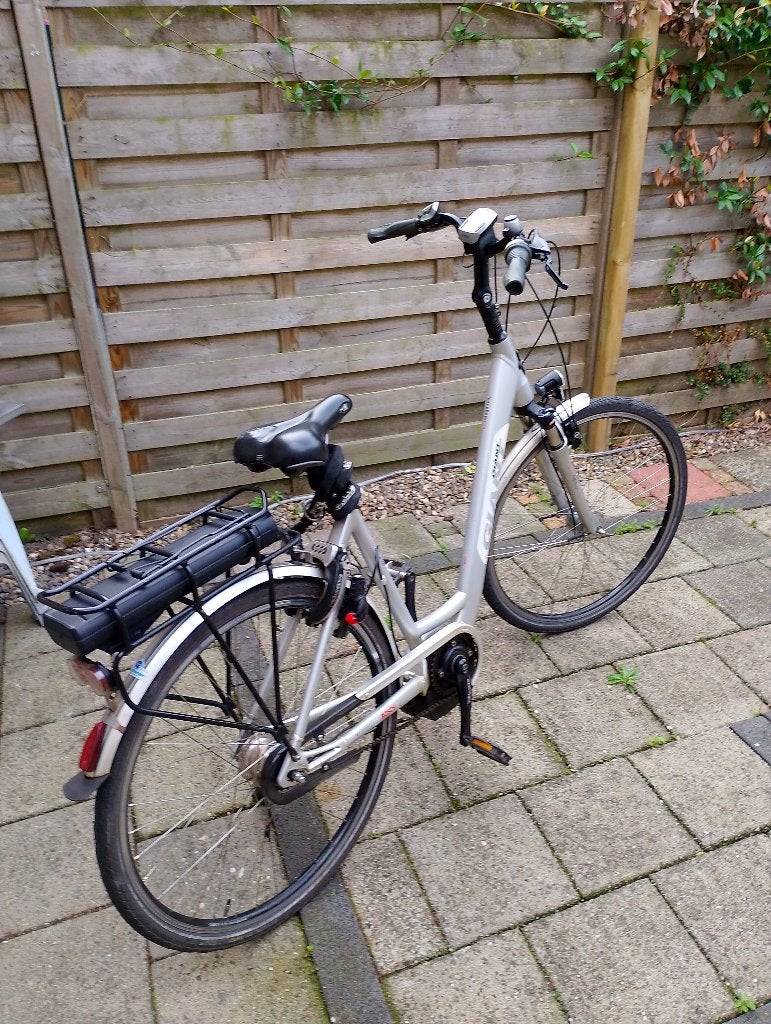 Giant twist elegance 36volt, werkende accu, werkende motor., Ophalen, Zo goed als nieuw, 50 km per accu of meer, Giant