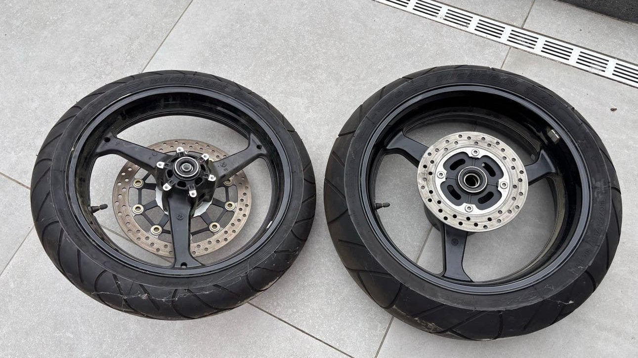 Honda CBR voor en achter Velg band/Remschijf, Ophalen, Gebruikt