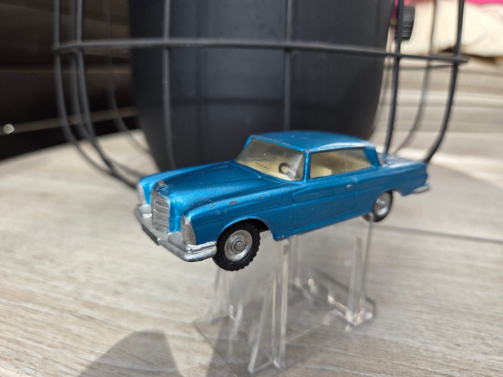 Dinky Toys Mercedes Benz 300 SE 1:43, Auto, ., Dinky Toys, Ophalen of Verzenden