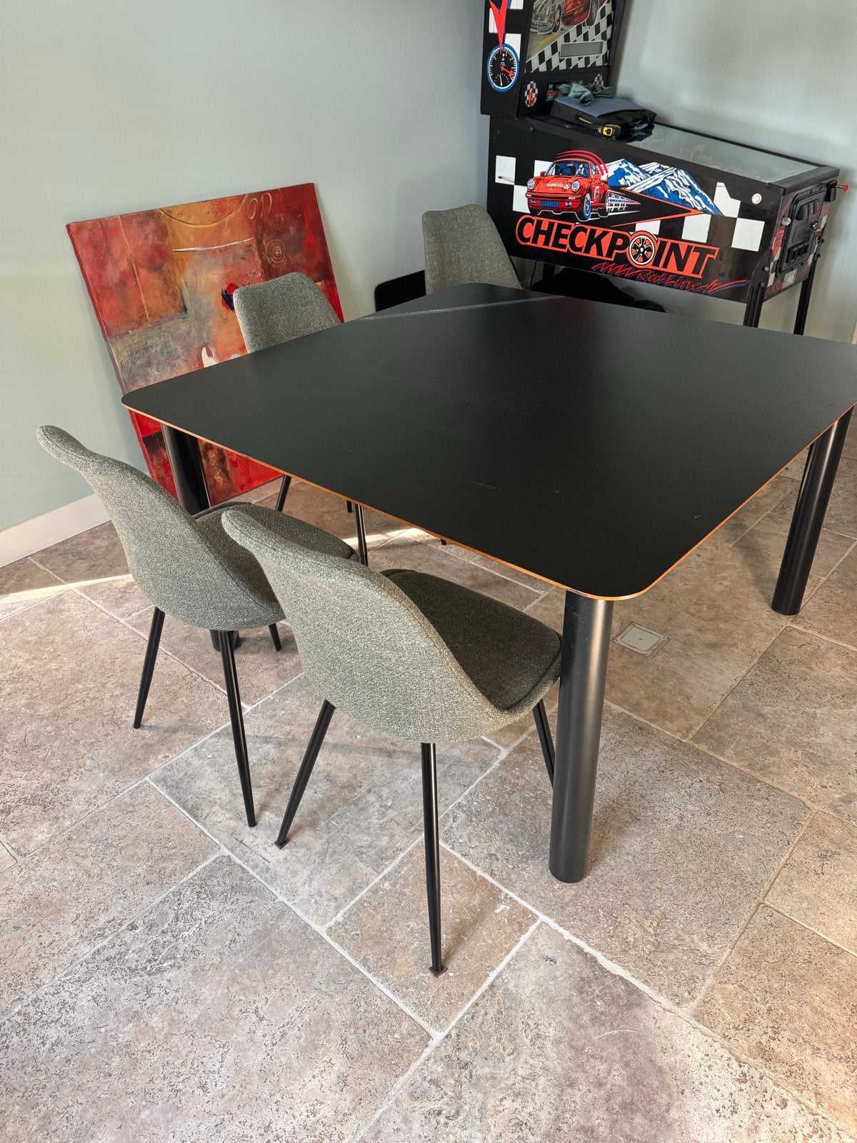 Stijlvolle  eet-werk-tafel met mooie facet rand (135x135 cm), Huis en Inrichting, Ophalen, 100 tot 150 cm, Vierkant, Zo goed als nieuw
