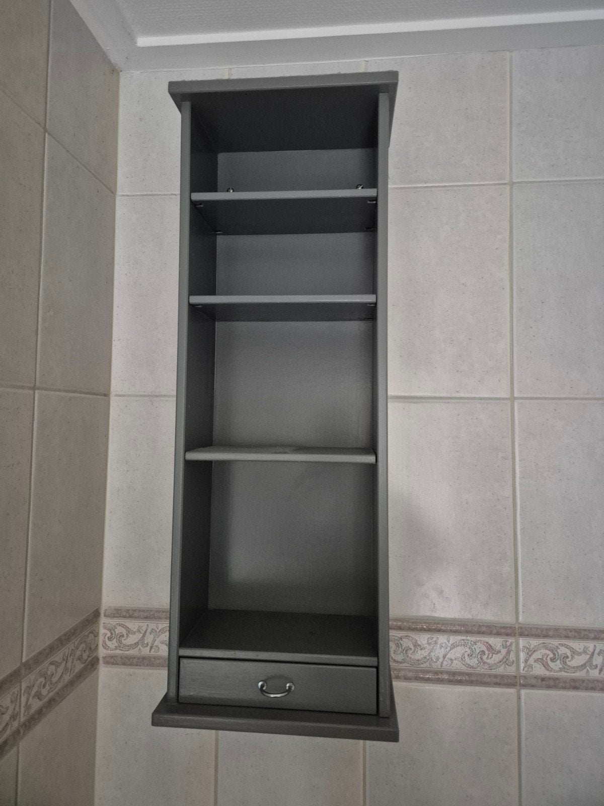 Gratis Hang kastje voor toilet, Ophalen, Minder dan 50 cm, Gebruikt, Overige typen