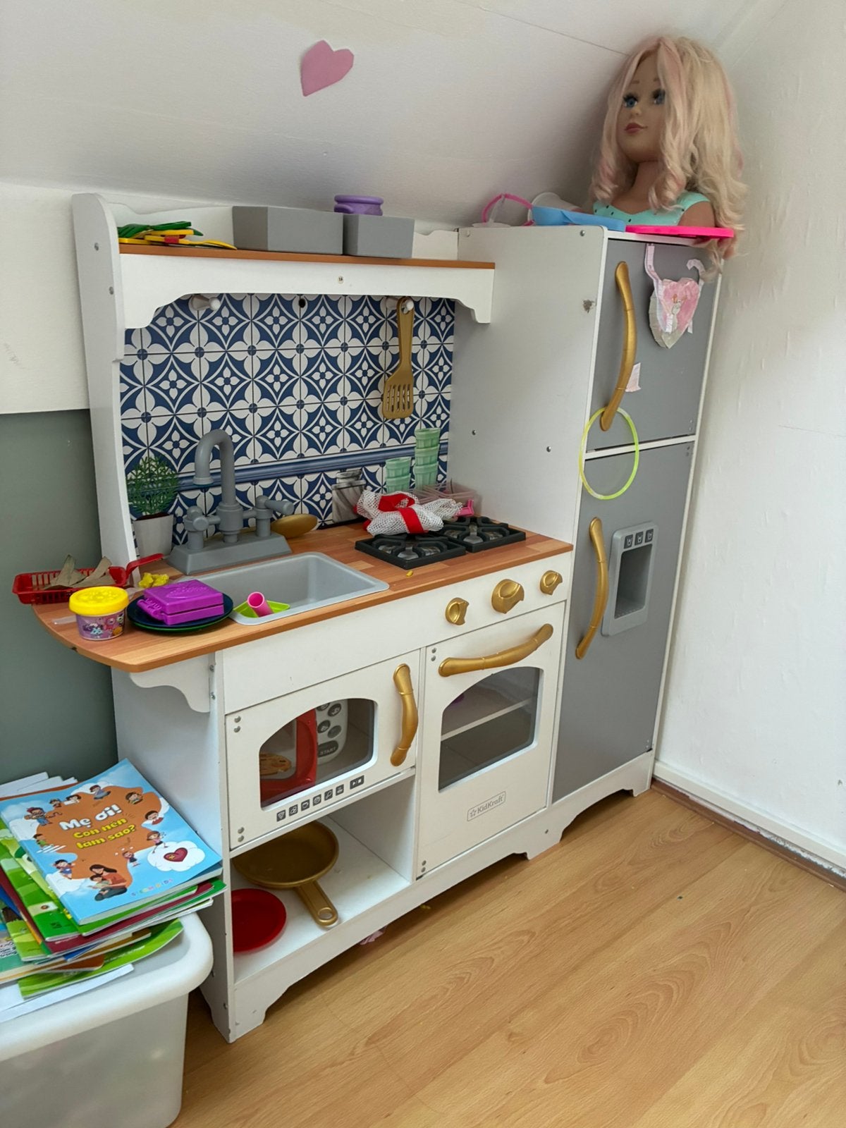 Houten speelkeuken met koelkast en accessoires, Ophalen, Gebruikt