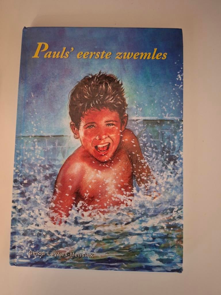 Pauls' eerste zwemles - Kinderboek over zwemmen, Ophalen of Verzenden, Gelezen, Gerda Luytjes-Mensink, Fictie algemeen