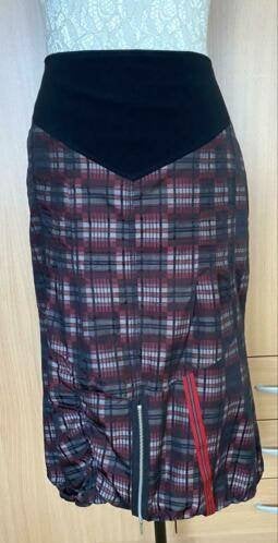 Pardon rok maat 38