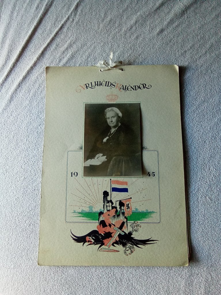 vrijheidskalender 1945 / oranje jubeldag 1936 oranje album, Verzamelen, Ophalen, Gebruikt, Nederland, Tijdschrift of Boek