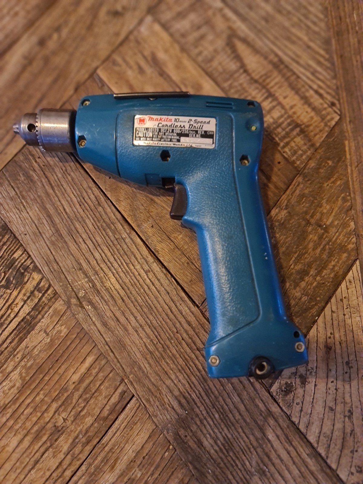 Black & Decker Accuboormachine 14.4V en makita gebruikt, Gebruikt, Variabele snelheid, Ophalen of Verzenden, Boor- en Schroefmachine