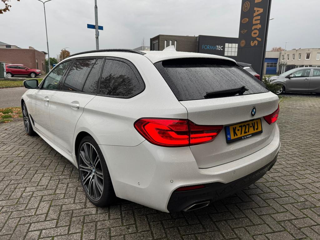 BMW 5-serie Touring 540d xDrive High Executive|Pano|ACC|T-ha, Auto's, BMW, Gebruikt, Euro 6, 2993 cc, 2000 kg