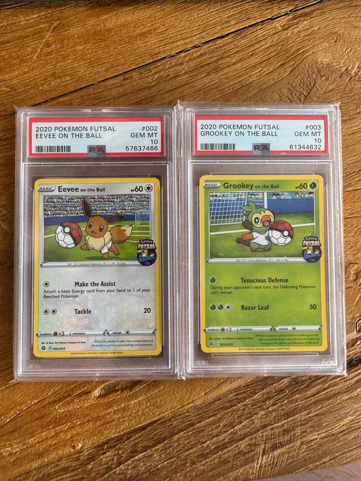 Pokemon Kaart Eevee on the ball Grookey on the Ball PSA 10, Ophalen, Zo goed als nieuw