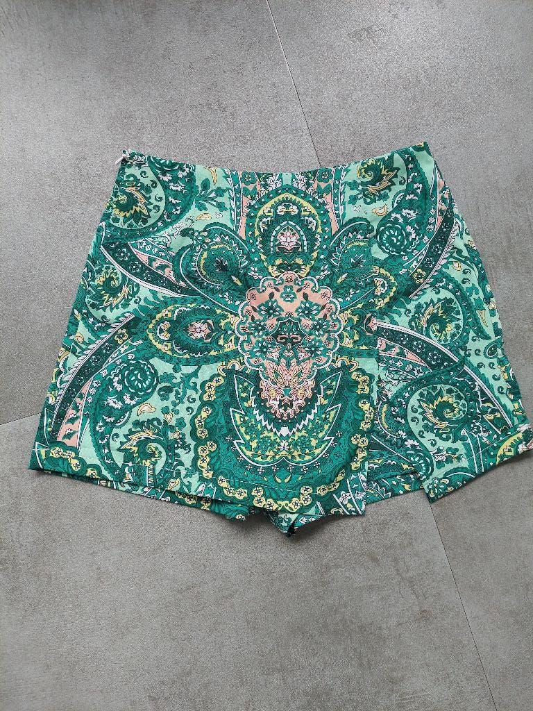 Groen met bloemen Shein broekrokje maat S, Kleding | Dames, Rokken, Ophalen of Verzenden, Zo goed als nieuw, Maat 36 (S), Boven de knie