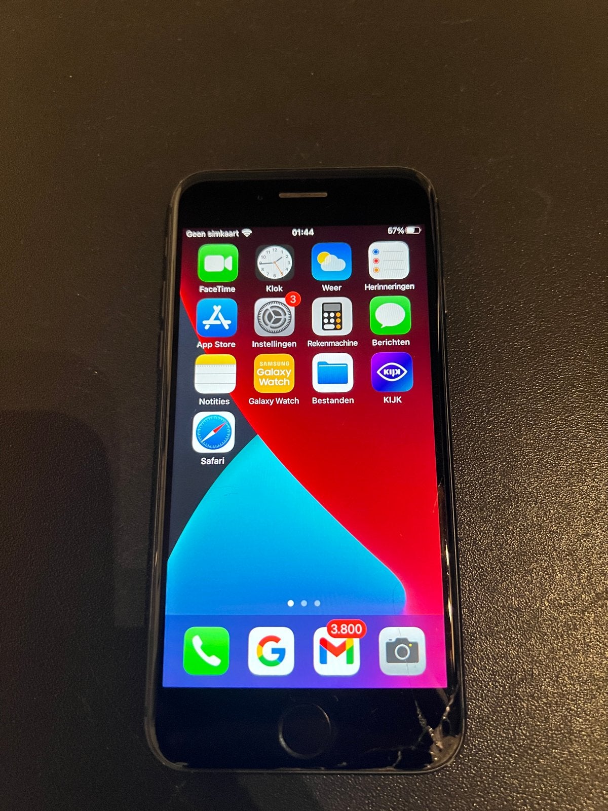 Iphone 8 Donkergrijs, prima werkend, Telecommunicatie, Gebruikt, Zwart, Ophalen of Verzenden, 82 %