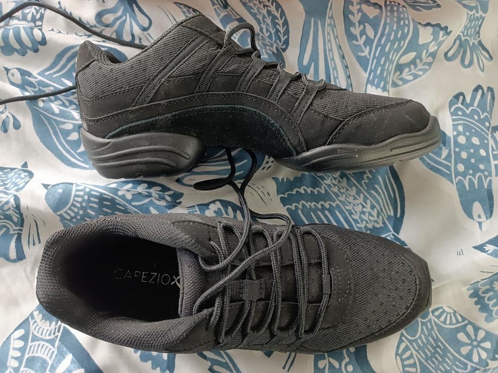 Capezio dansschoenen, zwart, maat 10 M, Sport en Fitness, Dansen, Ophalen of Verzenden, Zo goed als nieuw, Schoenen