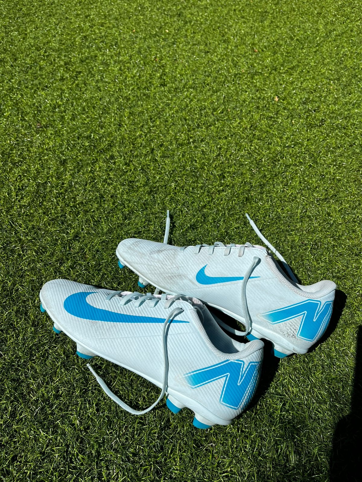 Nike Mercurial voetbalschoenen maat 42, Sport en Fitness, Maat XS of kleiner, Schoenen, Ophalen of Verzenden, Zo goed als nieuw