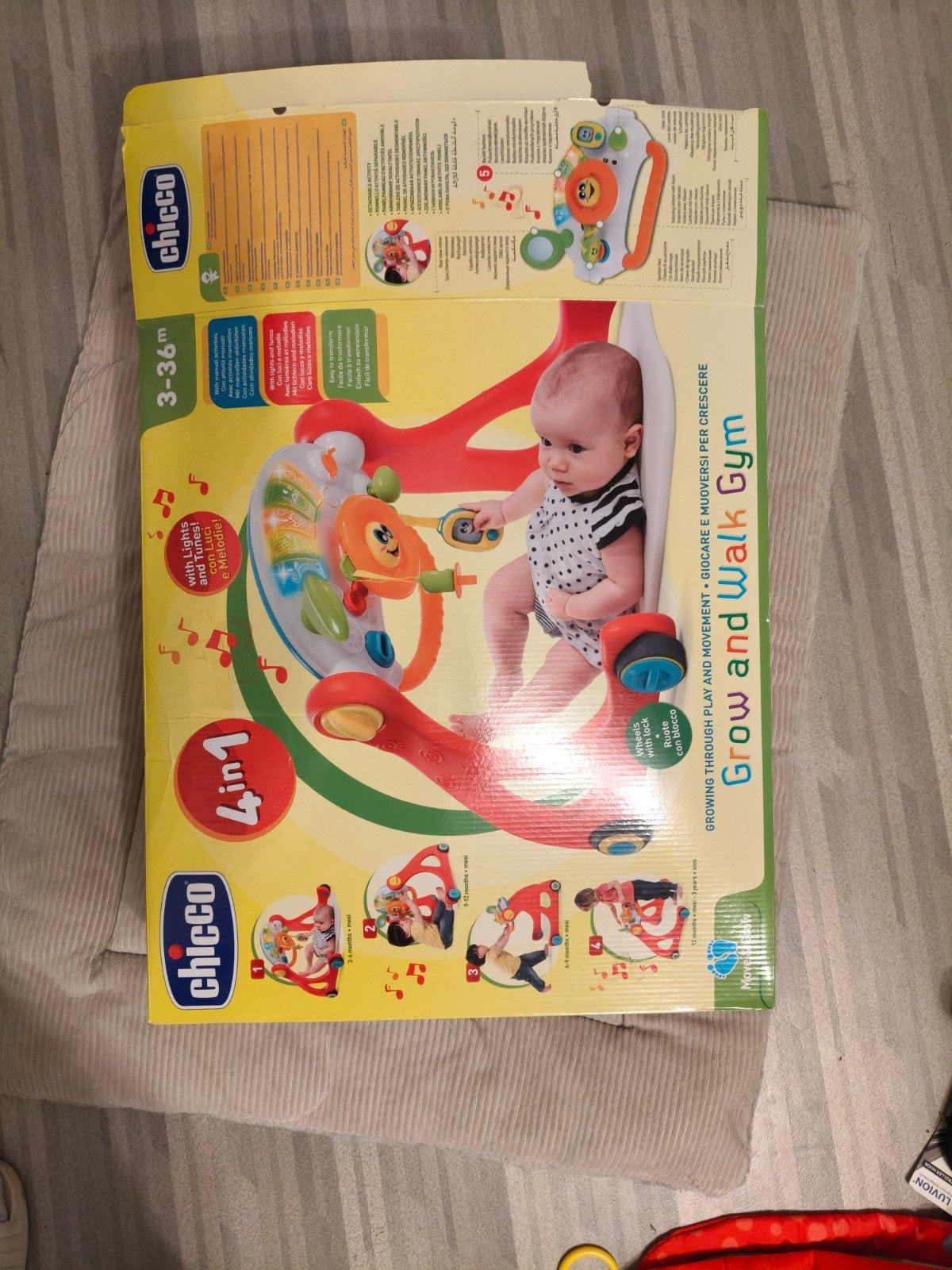 Chicco Loopauto 4-in-1 Grow and Walk Gym, Ophalen of Verzenden, Zo goed als nieuw, Auto, Met licht