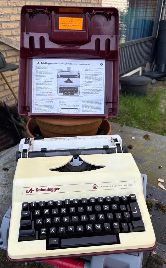 Elektrische typemachine, Diversen, Typemachines, Ophalen of Verzenden