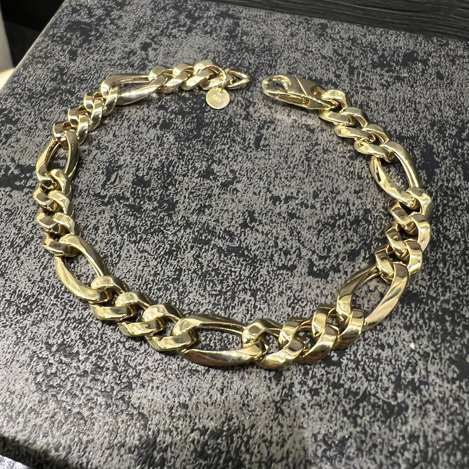 14 karaat gouden armband figaro schakel, Ophalen of Verzenden, Zo goed als nieuw, Goud