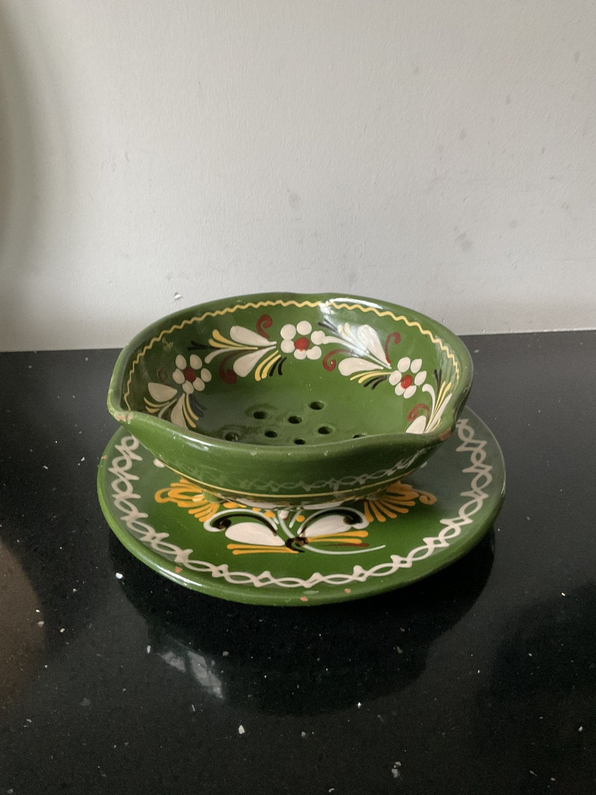 Brocante Hongaars aardewerk fruittesje, Antiek en Kunst, Ophalen of Verzenden