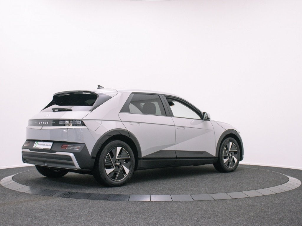 Hyundai IONIQ 5 Pure Edition 84kWh | DEMO | Private lease mo, Automaat, Gebruikt, Zwart, IONIQ 5