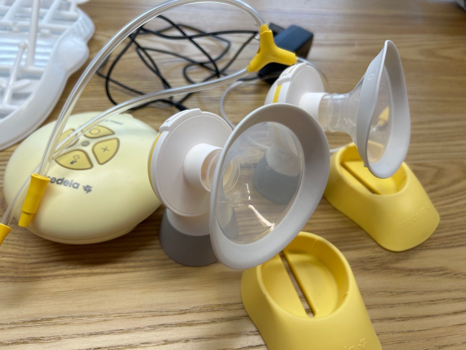 Gratis medela Swing Maxi dubbele  borstkolf, Ophalen, Gebruikt, Dubbelzijdig, Medela