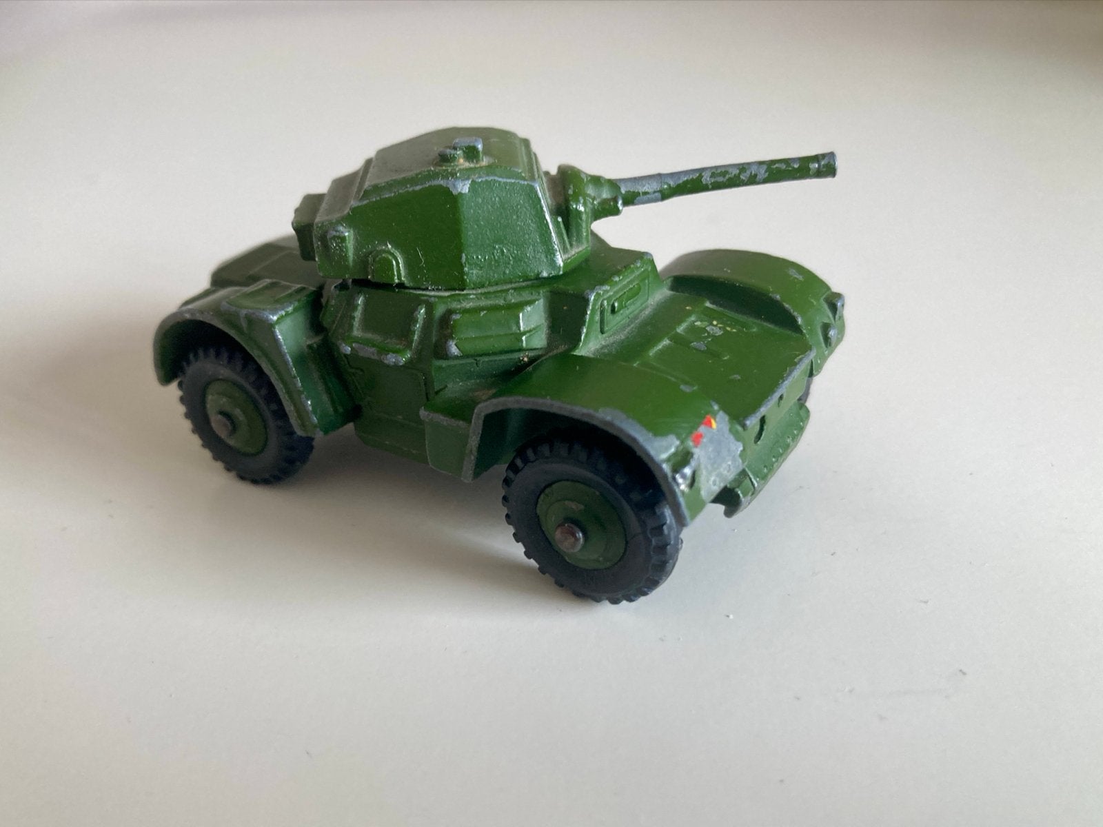 Dinky Toy 670 Militaire Pantserwagen, Ophalen of Verzenden, Gebruikt