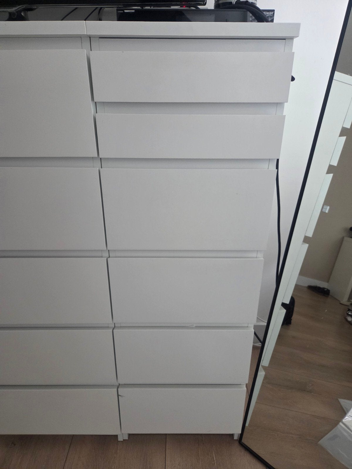 Ikea Malm ladekast met 6 laden en een spiegel., Huis en Inrichting, Kasten | Ladekasten, Ophalen, 5 laden of meer, 100 tot 150 cm