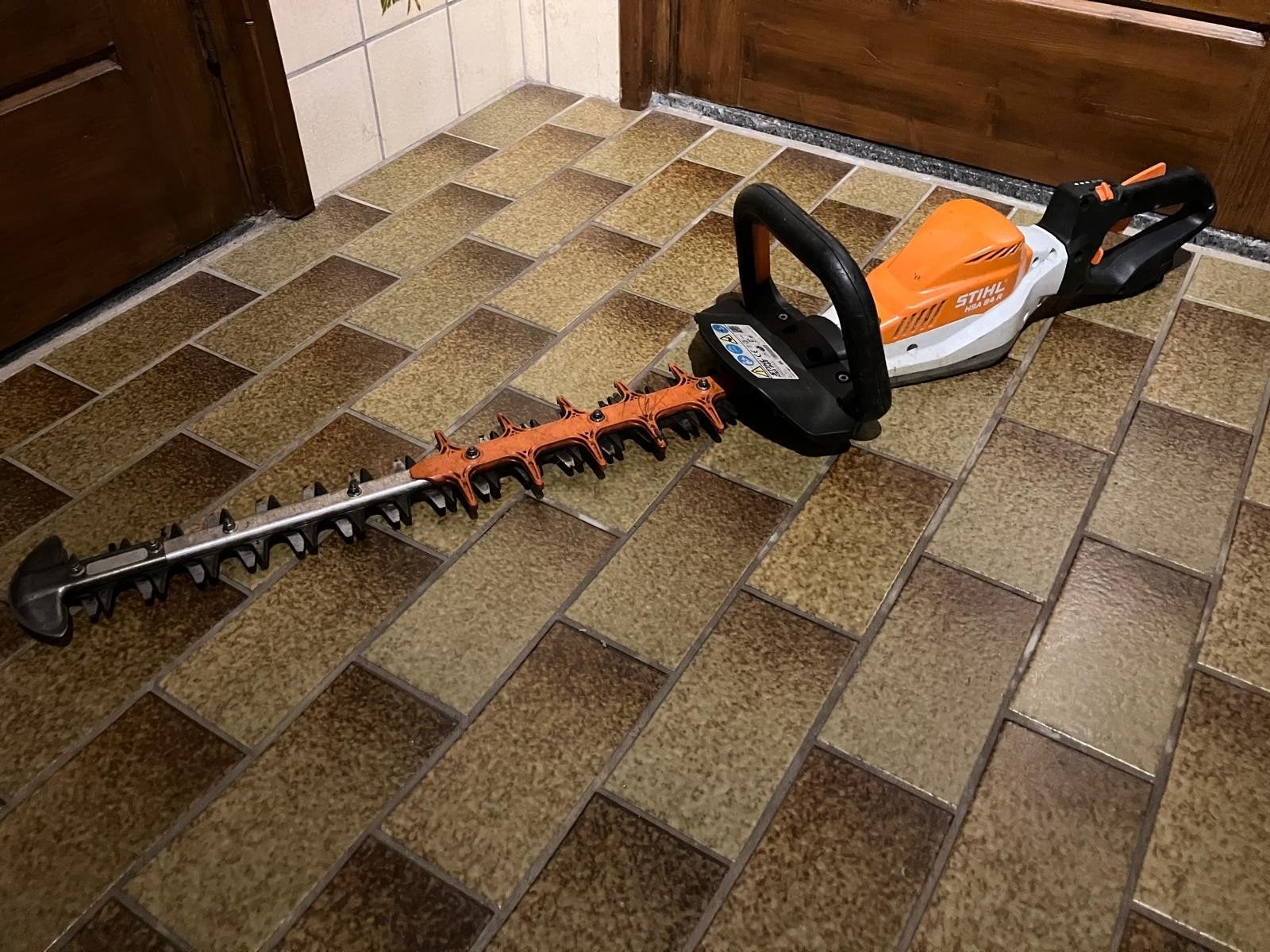 Te koop stihl hsa 94 r accu heggenschaar, Ophalen of Verzenden, Accu