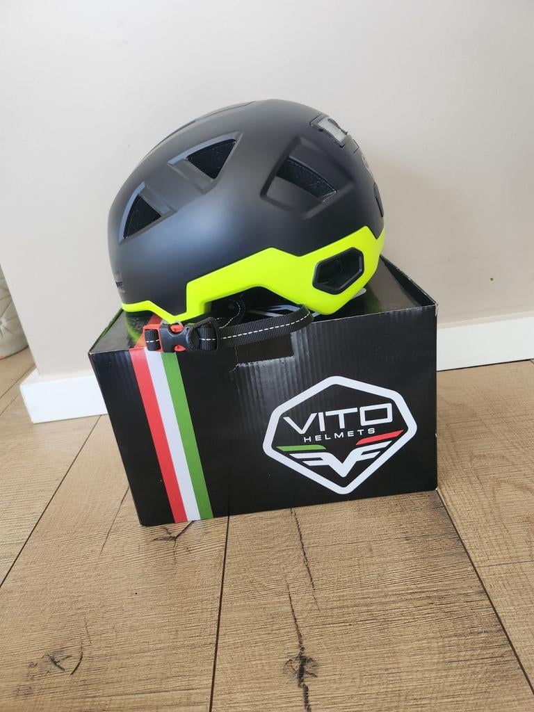 Helm Vito E-city, Ophalen, Zo goed als nieuw, Extra large of groter, Vito Helmets