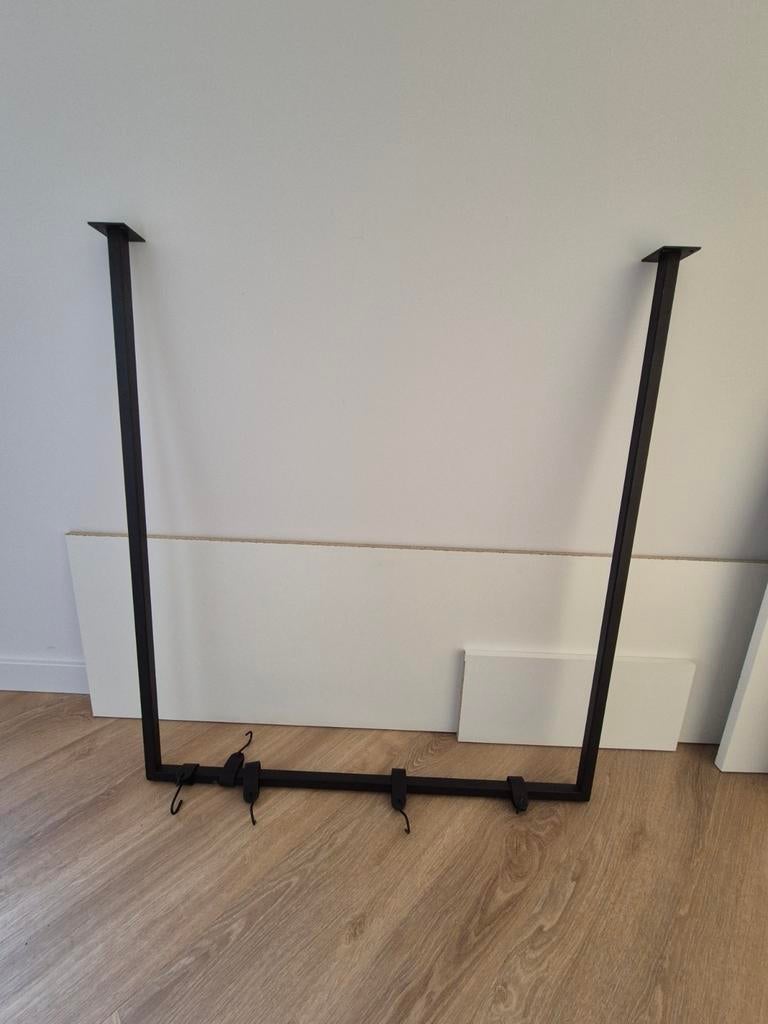 Zwarte metalen plafond kapstok met haken, Huis en Inrichting, Woonaccessoires | Kapstokken, Ophalen, Gebruikt, Overige typen, Minder dan 100 cm