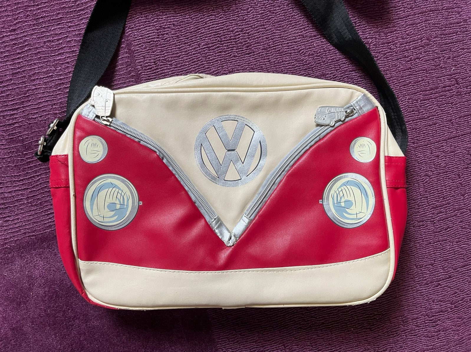 VW Collection Schoudertas Rood/Beige - Zo goed als nieuw, Ophalen of Verzenden, Zo goed als nieuw, Rood, Overige merken