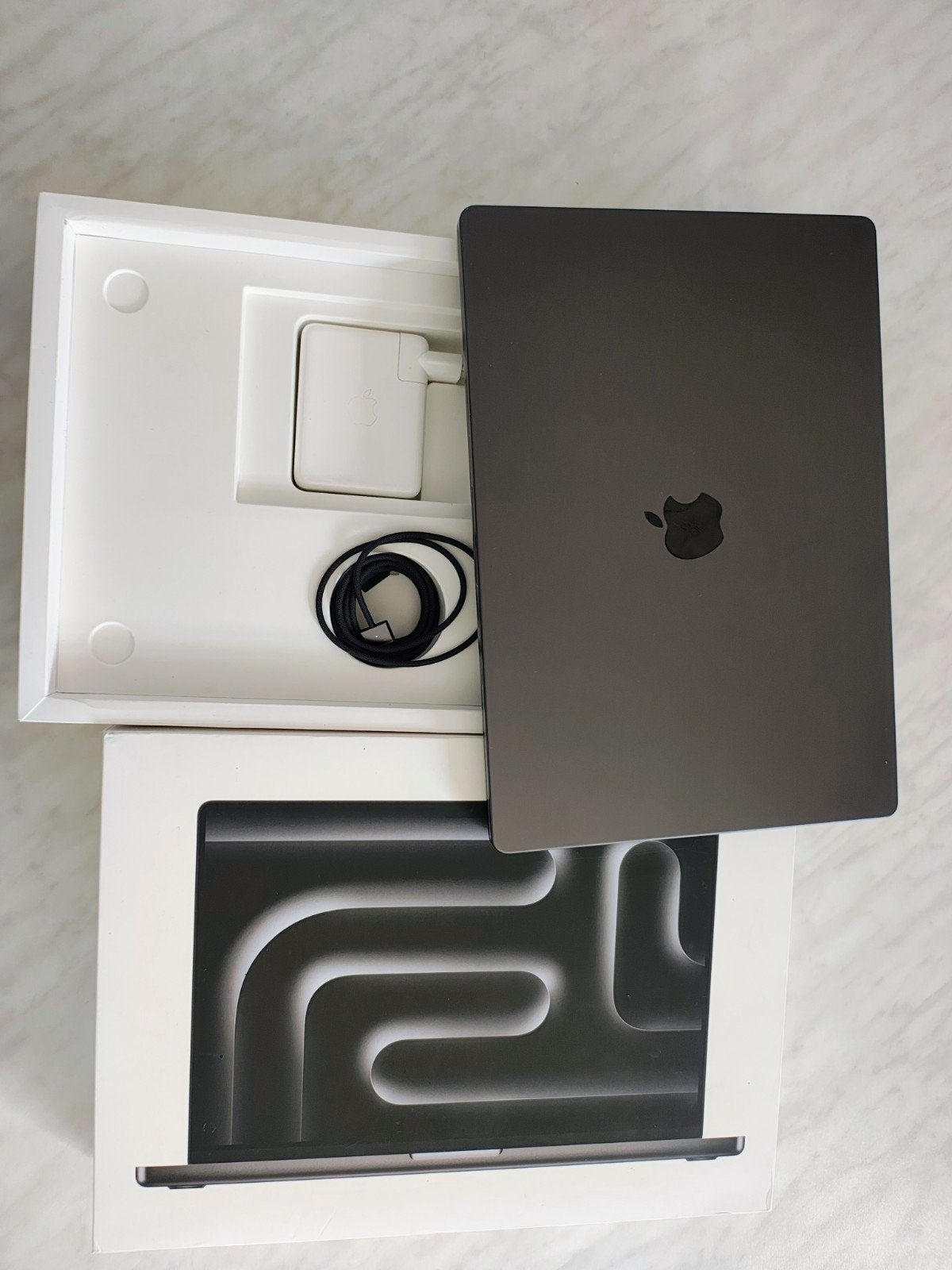 Macbook Pro 16"/ M3 Max/36gb, Computers en Software, Apple Macbooks, 512 GB, Zo goed als nieuw, 16 inch, 4 Ghz of meer