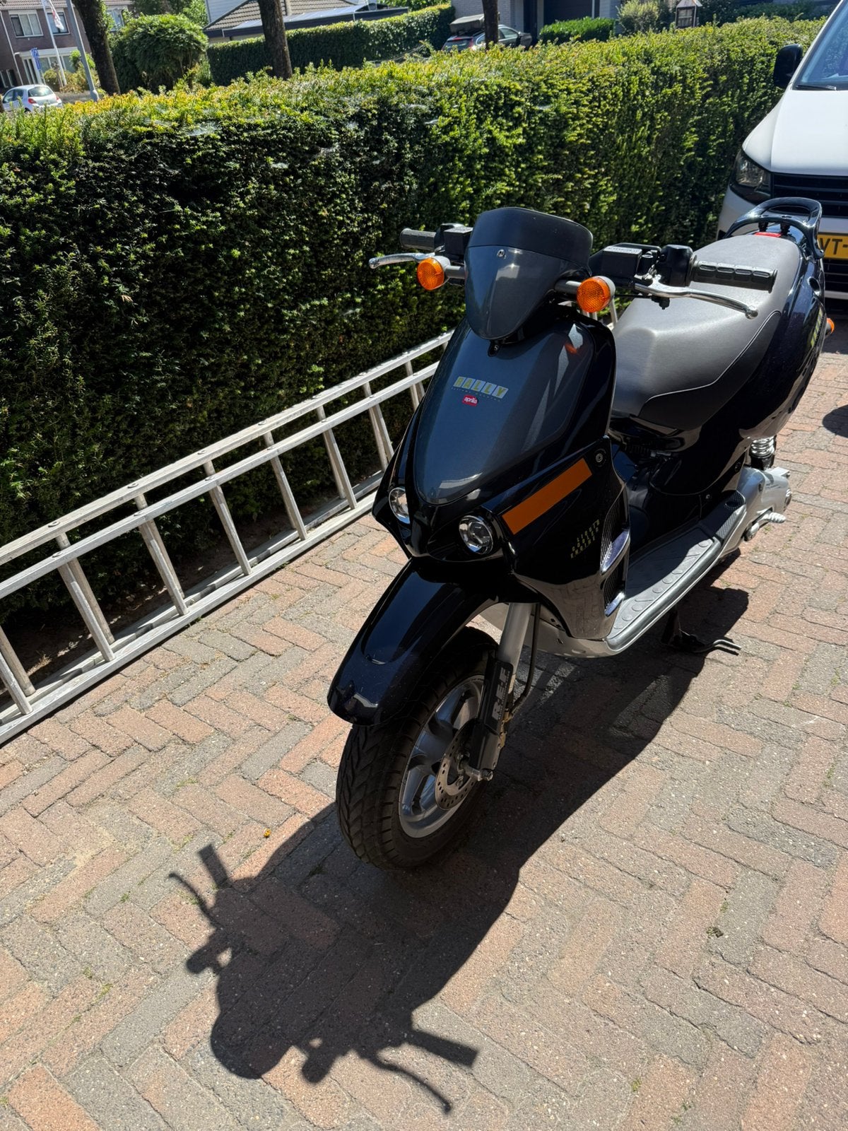 Aprillia rally lc50, Fietsen en Brommers, Scooters | Aprilia, Ophalen, SR 50, Zo goed als nieuw, Benzine
