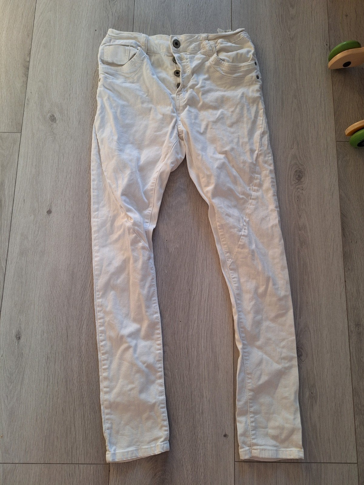 Witte jeans van Lexxury, maat 36, Verzenden, Wit, Zo goed als nieuw, W28 - W29 (confectie 36)