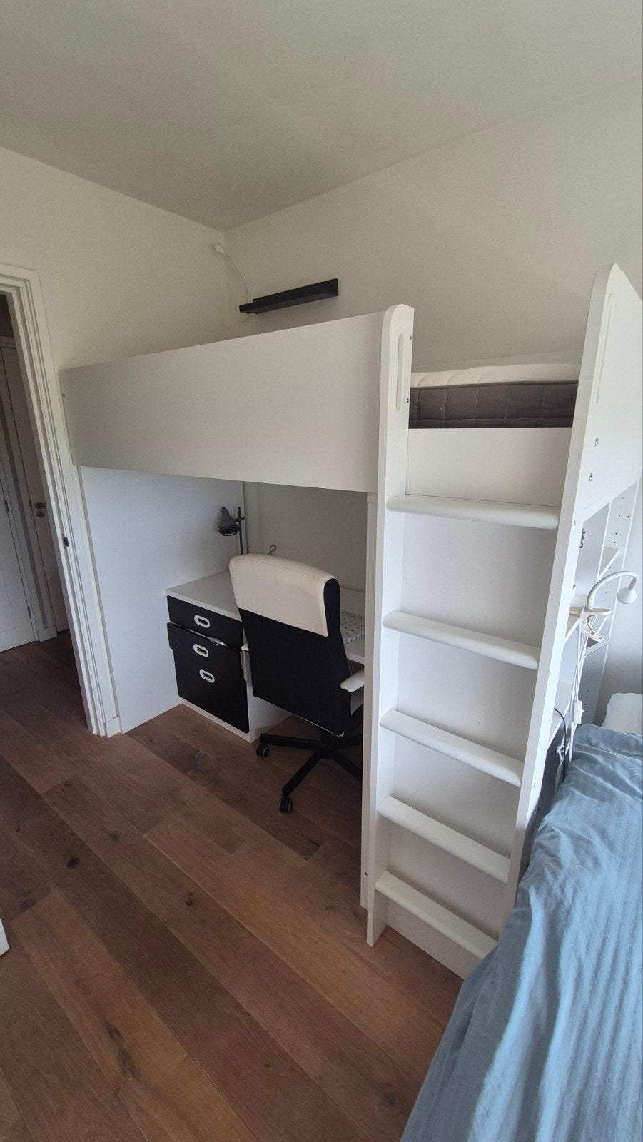 hoogslaper met bureau en kastruimte, Ophalen, Gebruikt, Eenpersoons, 90 cm