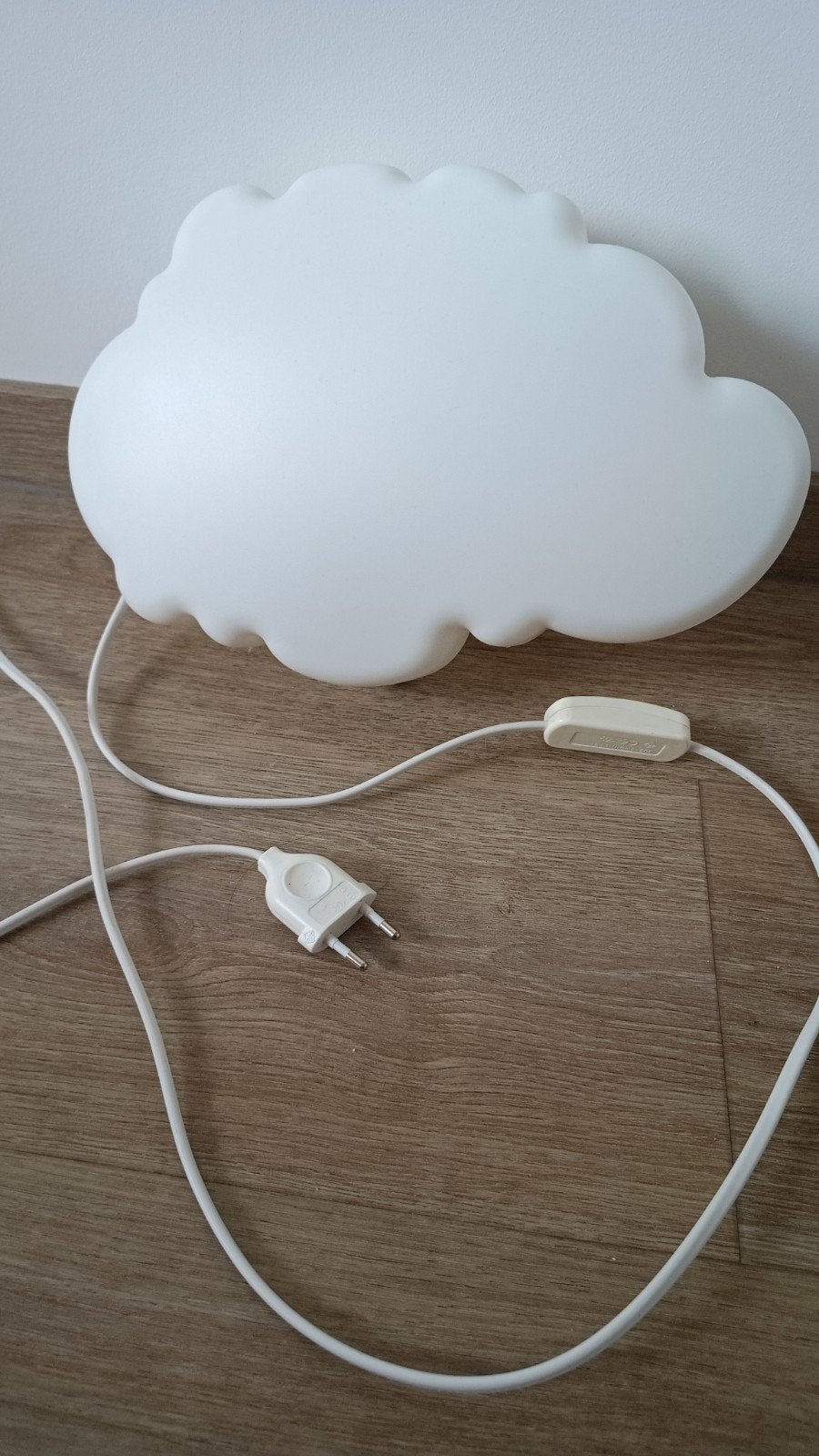 Ikea lamp wolk, IKEA, Ophalen of Verzenden, Zo goed als nieuw, Inclusief lichtbron