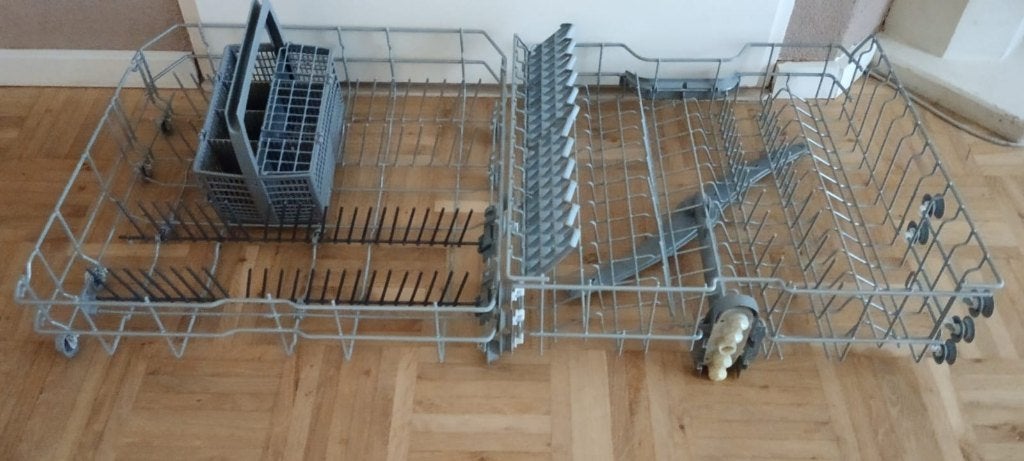 Set van twee korven en bestekmand Bosch / Siemens, Witgoed en Apparatuur, Ophalen of Verzenden, Gebruikt, 85 tot 90 cm