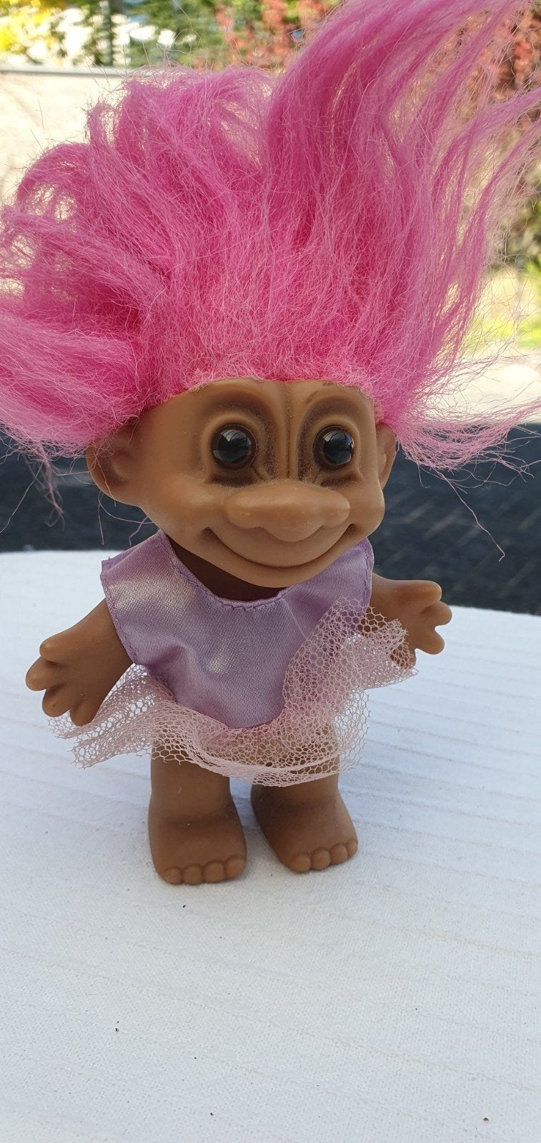Russ Berrie Troll met roze haar en paars jurkje, Ophalen