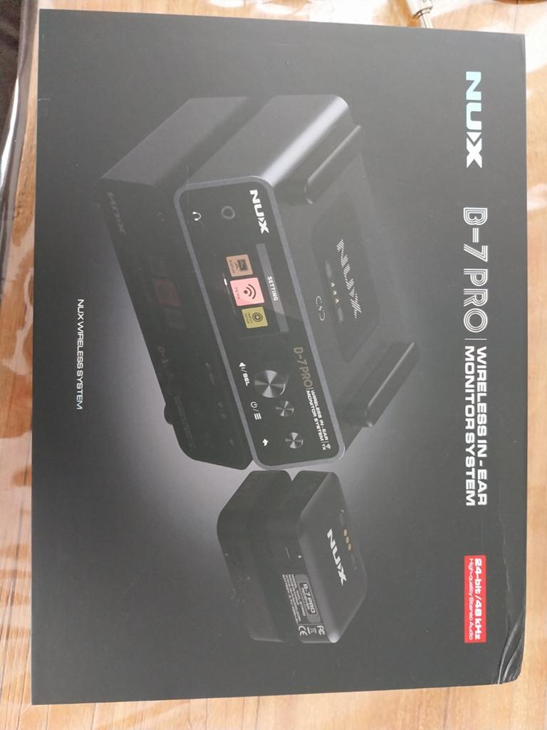 In ear systeem, Ophalen of Verzenden, Zo goed als nieuw