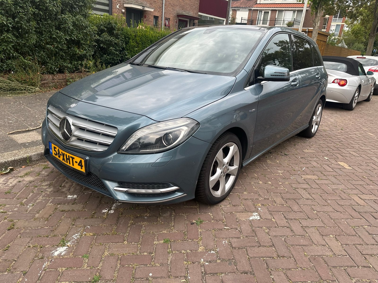 Mercedes-Benz B-Klasse 1.6 B180 5DRS Dct7 2012 Blauw, 1325 kg, 4 cilinders, Blauw, 122 pk