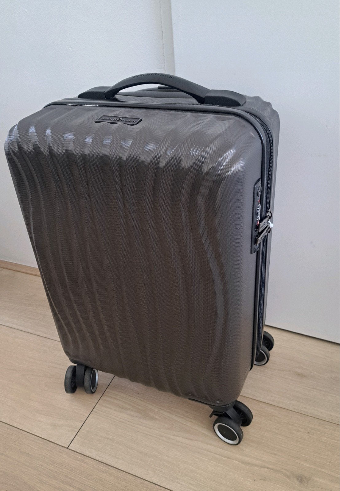 Reiskoffer koffer NIEUW 34X20X51 handbagage, Ophalen of Verzenden, Nieuw