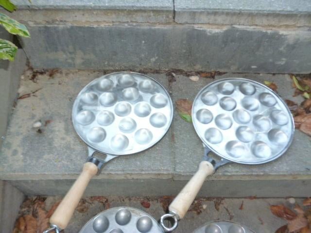 2 aluminium poffertjes platen Patisse, Ophalen of Verzenden, Zo goed als nieuw