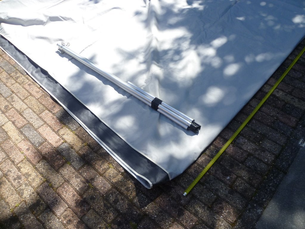 Degelijke caravan dakluifel 550 x 250 cm incl. alu staanders, Caravans en Kamperen, Verzenden, Zo goed als nieuw