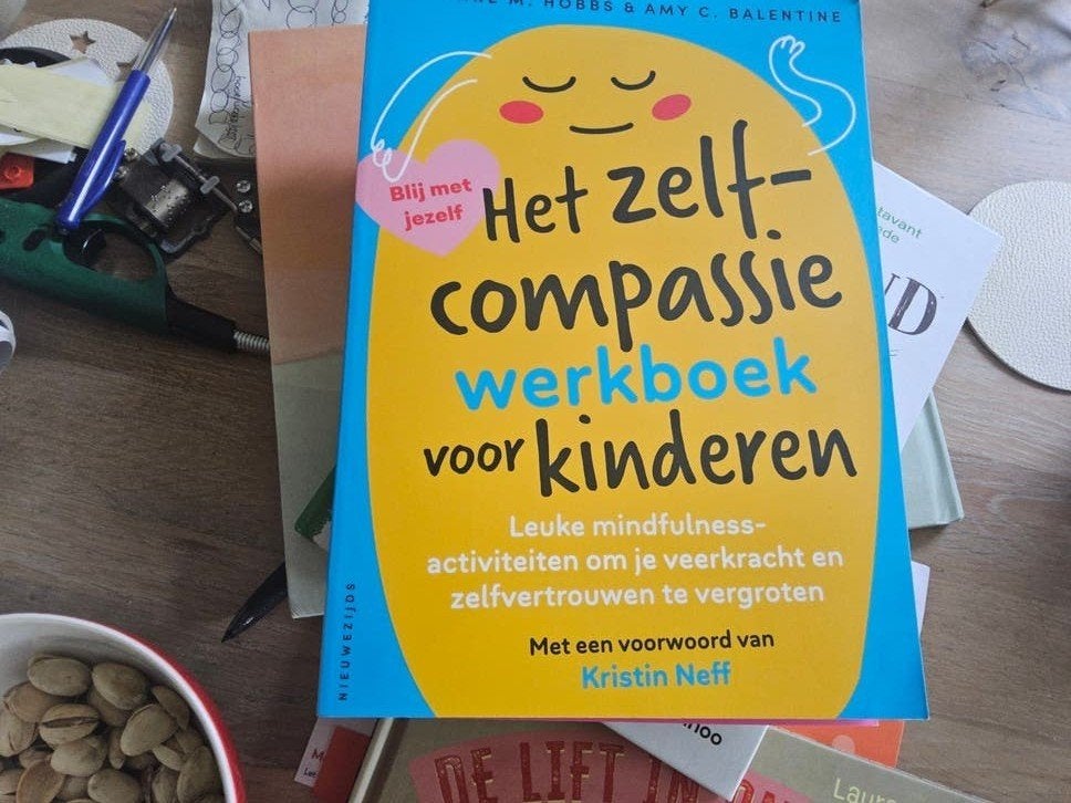 Lorraine Hobbs - Het zelfcompassiewerkboek voor kinderen, Boeken, Psychologie, Ophalen of Verzenden, Zo goed als nieuw, Lorraine Hobbs; Amy Balentine