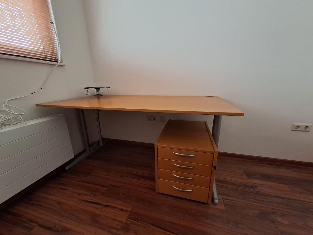 Ikea effektiv werkplek met ladenblok en bureaustoel, Ophalen, Gebruikt, Scandinavisch, Spaanplaat of MDF